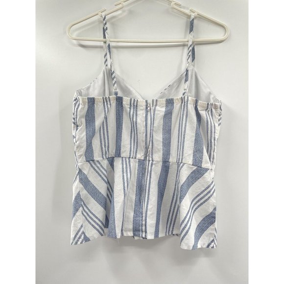 Trixxi Clothing Company Large Blue And White Gorgeous Flattering Top - Picture 8 of 8